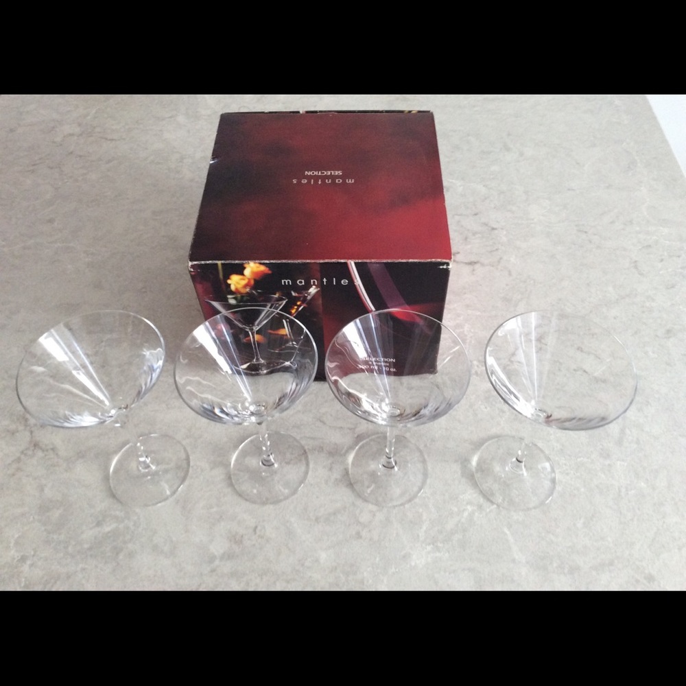 Magnificent Martini Glasses, Set of (4)    (vi)